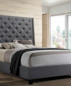 Crown Mark Chantilly Gray Wing Platform Bed Headboards & Beds